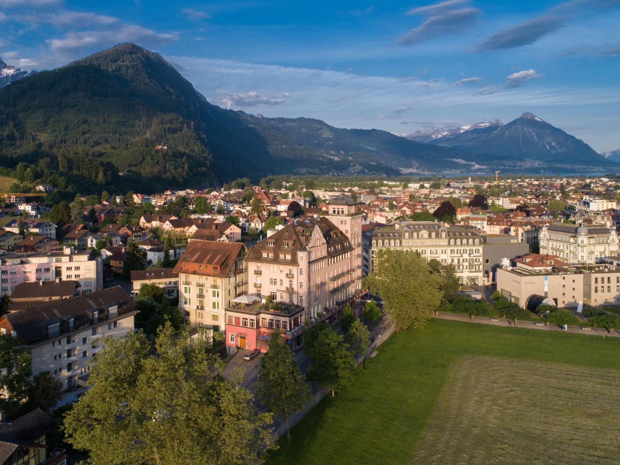 Apartment Modern By Interhome Interlaken Bagian luar foto